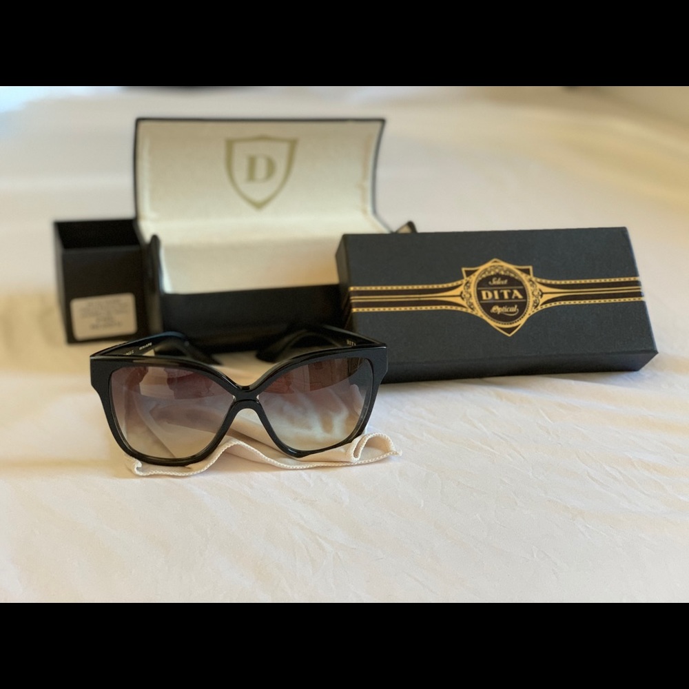 Dita Paradis Sunglasses